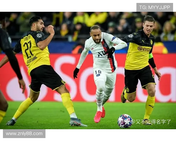 埃因霍温中场组织能力持续提升,攻防转换效率显著增强 埃因霍温中场组织能力持续提升,攻防转换效率显著增强