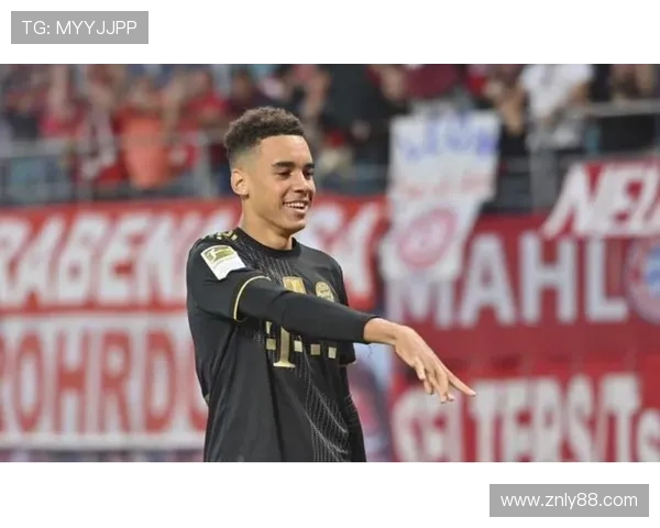 厄德高与穆西亚拉技术风格差异解析