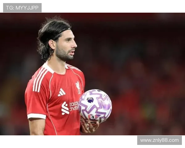 索博斯洛伊远射表现稳健，近期集锦展现进攻威胁