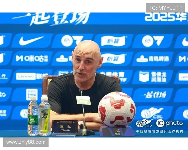 申花一人驱动进攻模式,选择匮乏问题影响球队战术丰富性与整体表现走势 申花一人驱动进攻模式,选择匮乏问题影响球队战术丰富性与整体表现走势