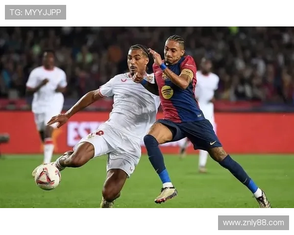 拉菲尼亚:对比登贝莱——稳定性与爆发力差异 拉菲尼亚:对比登贝莱——稳定性与爆发力差异